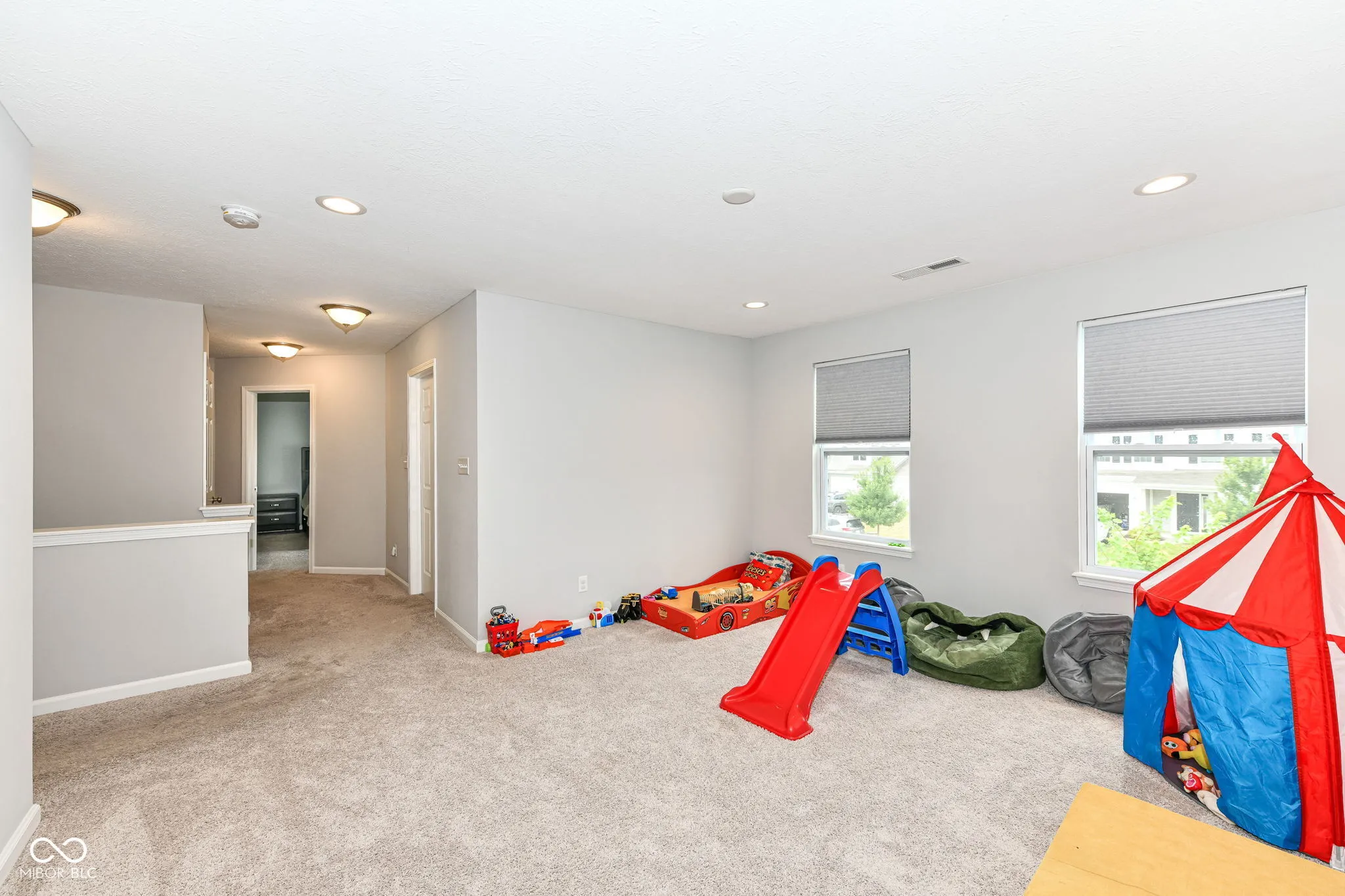 Whitestown, Indiana 46075, United States, 4 Bedrooms Bedrooms, ,3 BathroomsBathrooms,Residential,Active,169557