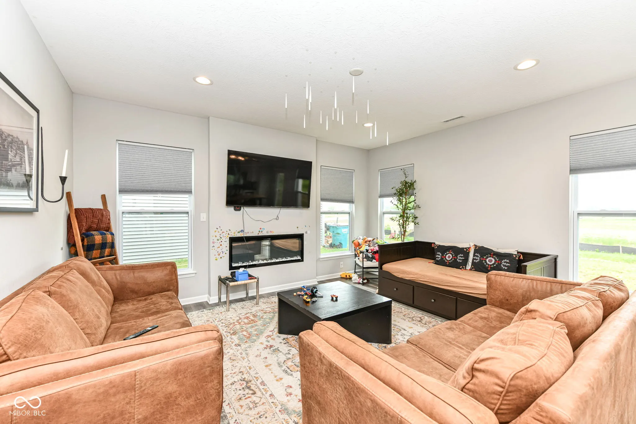 Whitestown, Indiana 46075, United States, 4 Bedrooms Bedrooms, ,3 BathroomsBathrooms,Residential,Active,169557