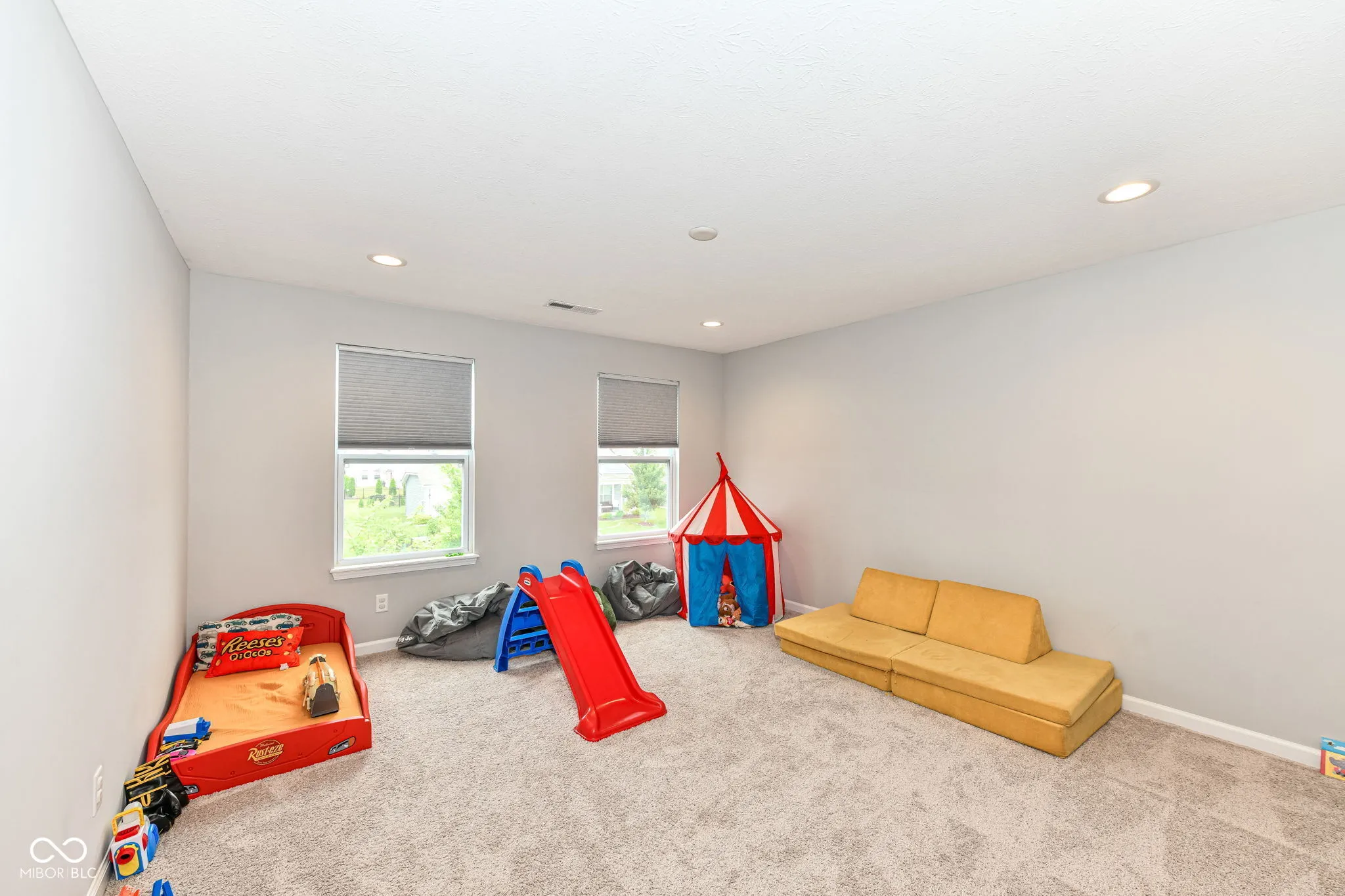 Whitestown, Indiana 46075, United States, 4 Bedrooms Bedrooms, ,3 BathroomsBathrooms,Residential,Active,169557