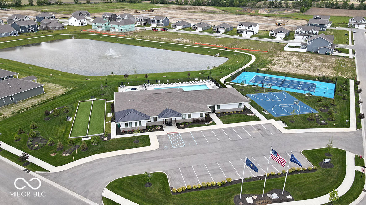 2562 Maricopa Boulevard