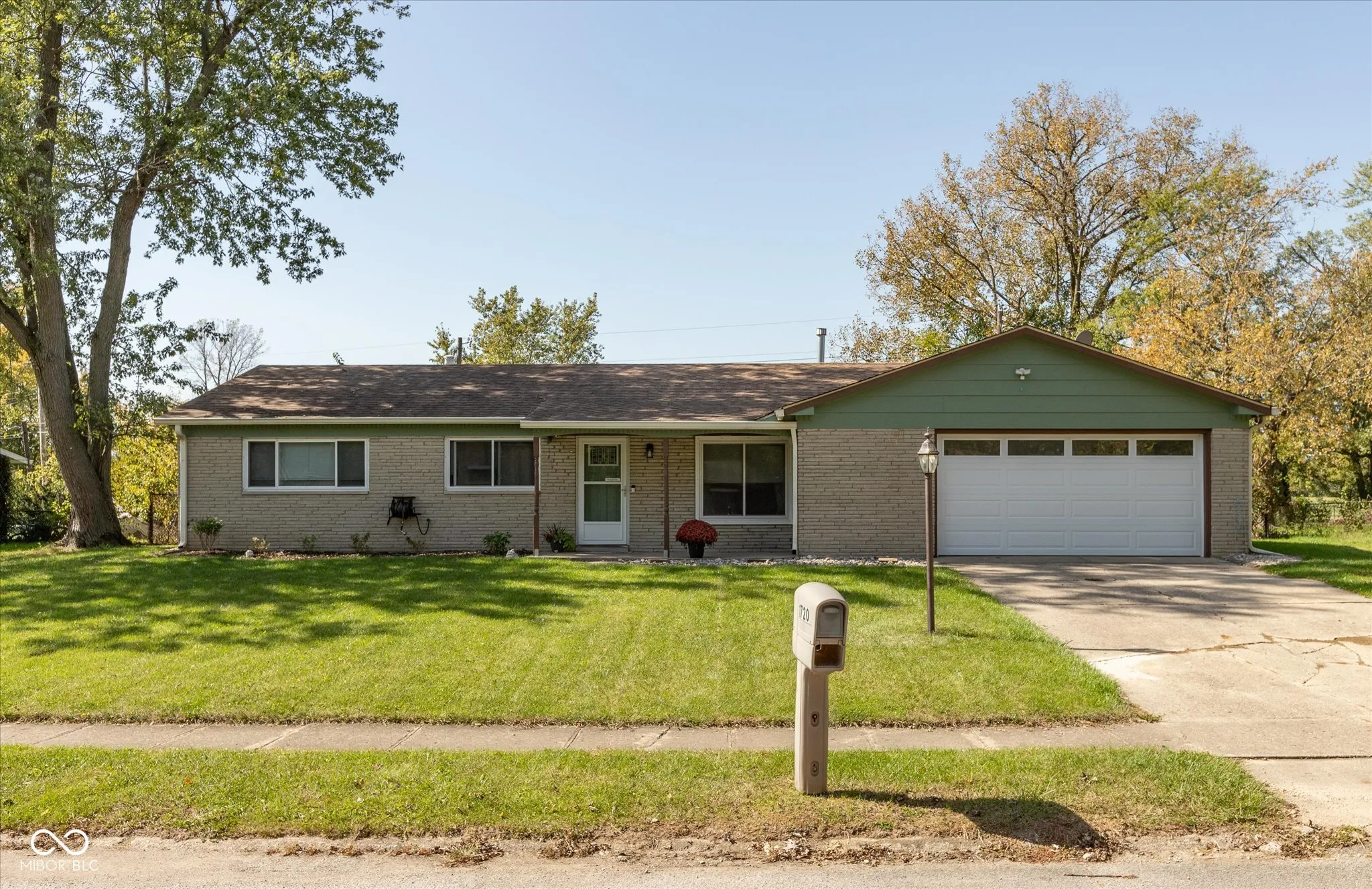 Indianapolis, Indiana 46219, United States, 4 Bedrooms Bedrooms, ,2 BathroomsBathrooms,Residential,Pending,27896 Indianapolis, Indiana 46219, United States, 4 Bedrooms Bedrooms, ,2 BathroomsBathrooms,Residential,Pending,27896