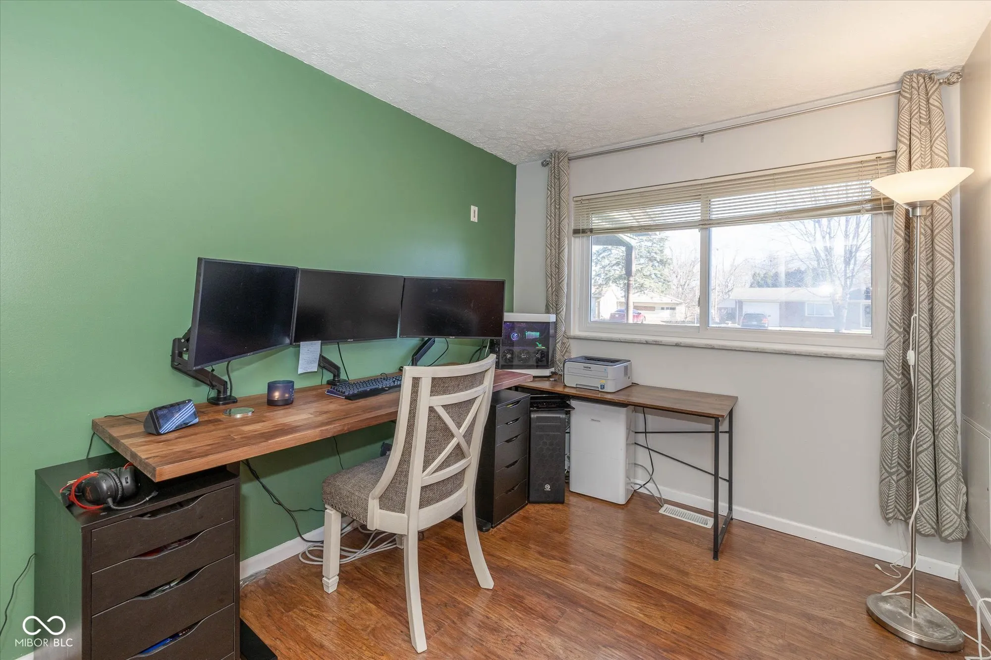 Indianapolis, Indiana 46219, United States, 4 Bedrooms Bedrooms, ,2 BathroomsBathrooms,Residential,Pending,27896