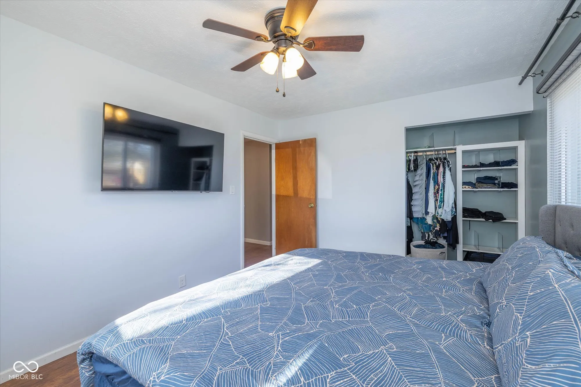 Indianapolis, Indiana 46219, United States, 4 Bedrooms Bedrooms, ,2 BathroomsBathrooms,Residential,Pending,27896