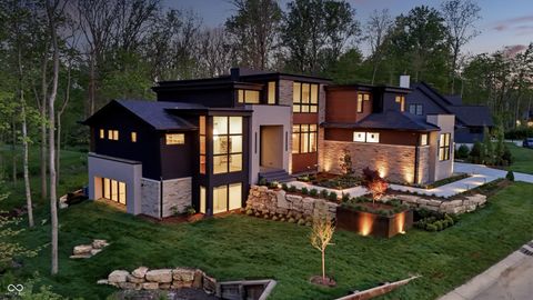 Photo of 4435 Strathmore Lane, Zionsville, IN 46077 (MLS # 22091283)