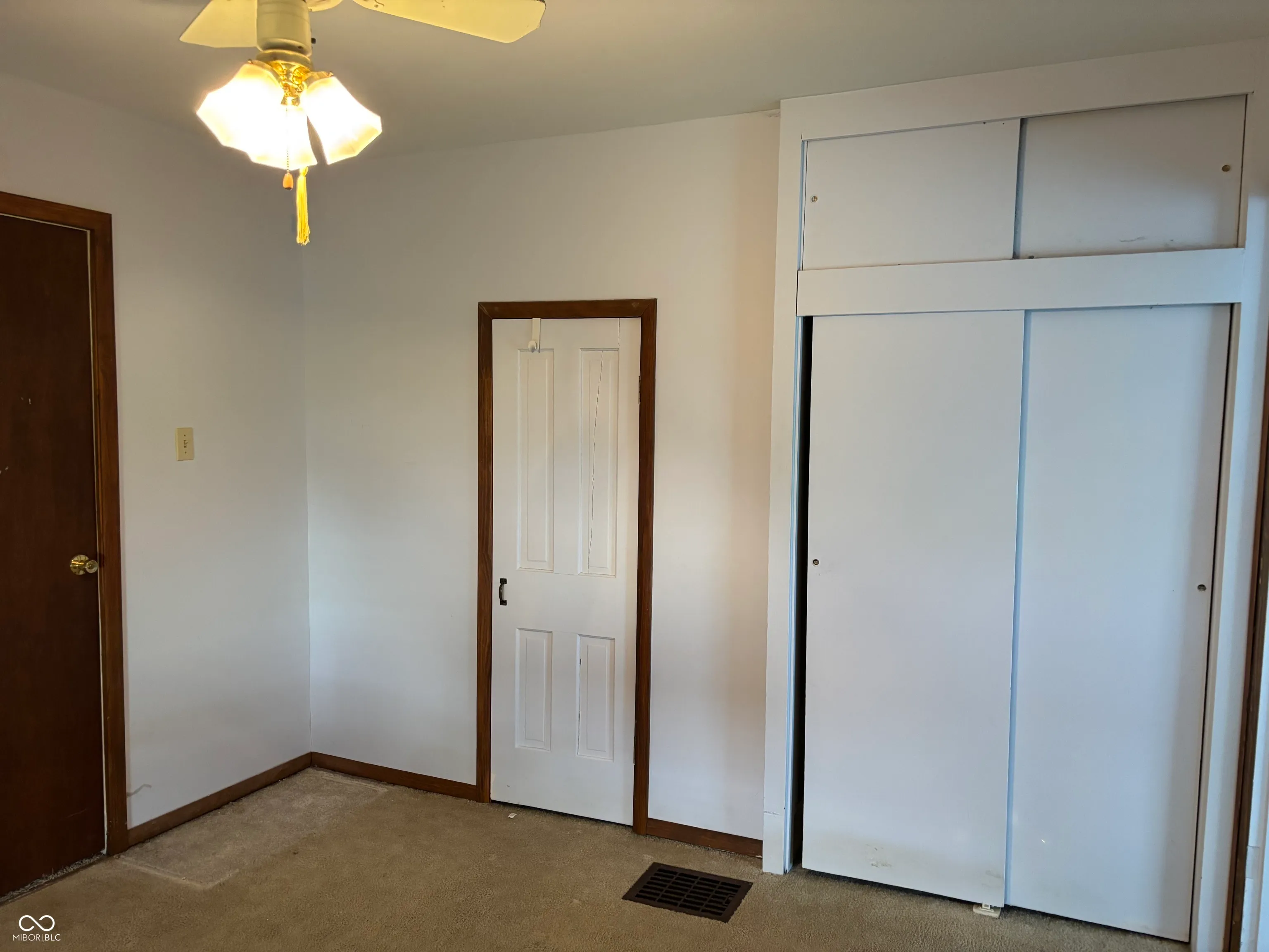 Carthage, Indiana 46115, United States, 2 Bedrooms Bedrooms, ,1 BathroomBathrooms,Residential,Active,97011