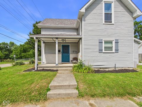 Photo of 1124 E 10th Street, Anderson, IN 46012 (MLS # 22113035)