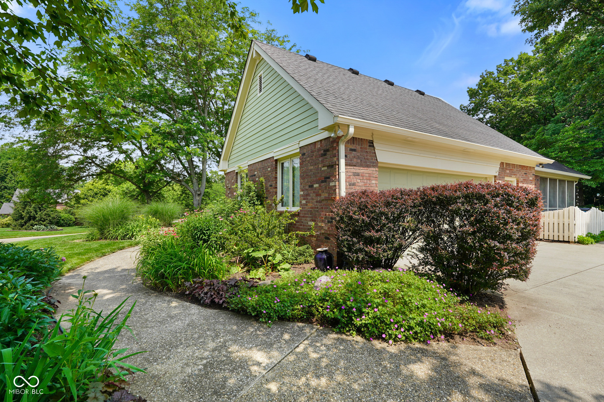 6118 Deerwood Drive