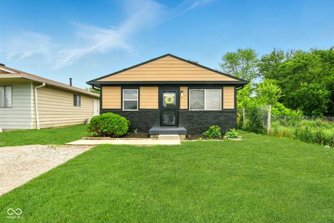 Photo of 1513 S Rural Street, Indianapolis, IN 46203 (MLS # 22079525)