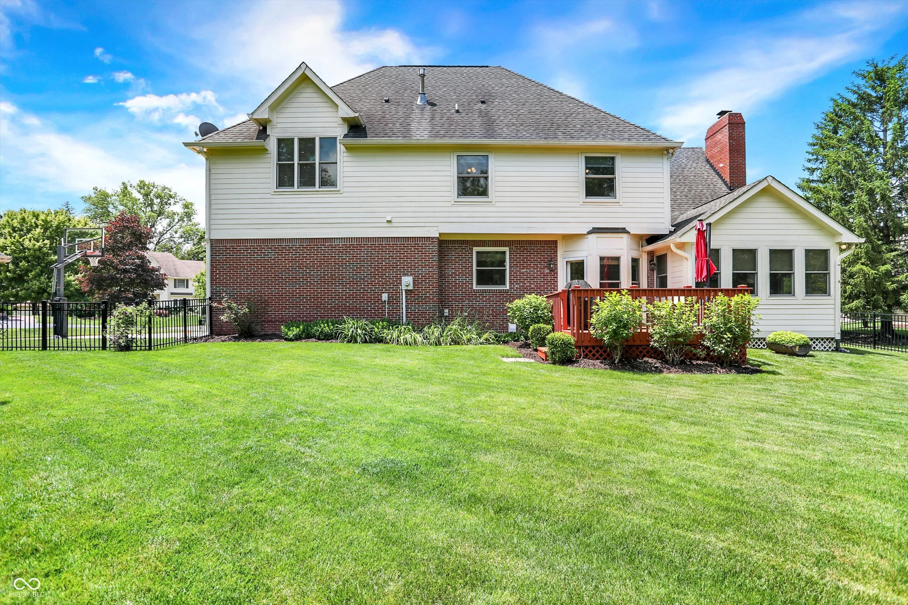 Indianapolis, Indiana 46236, United States, 5 Bedrooms Bedrooms, ,4 BathroomsBathrooms,Residential,Pending,156301