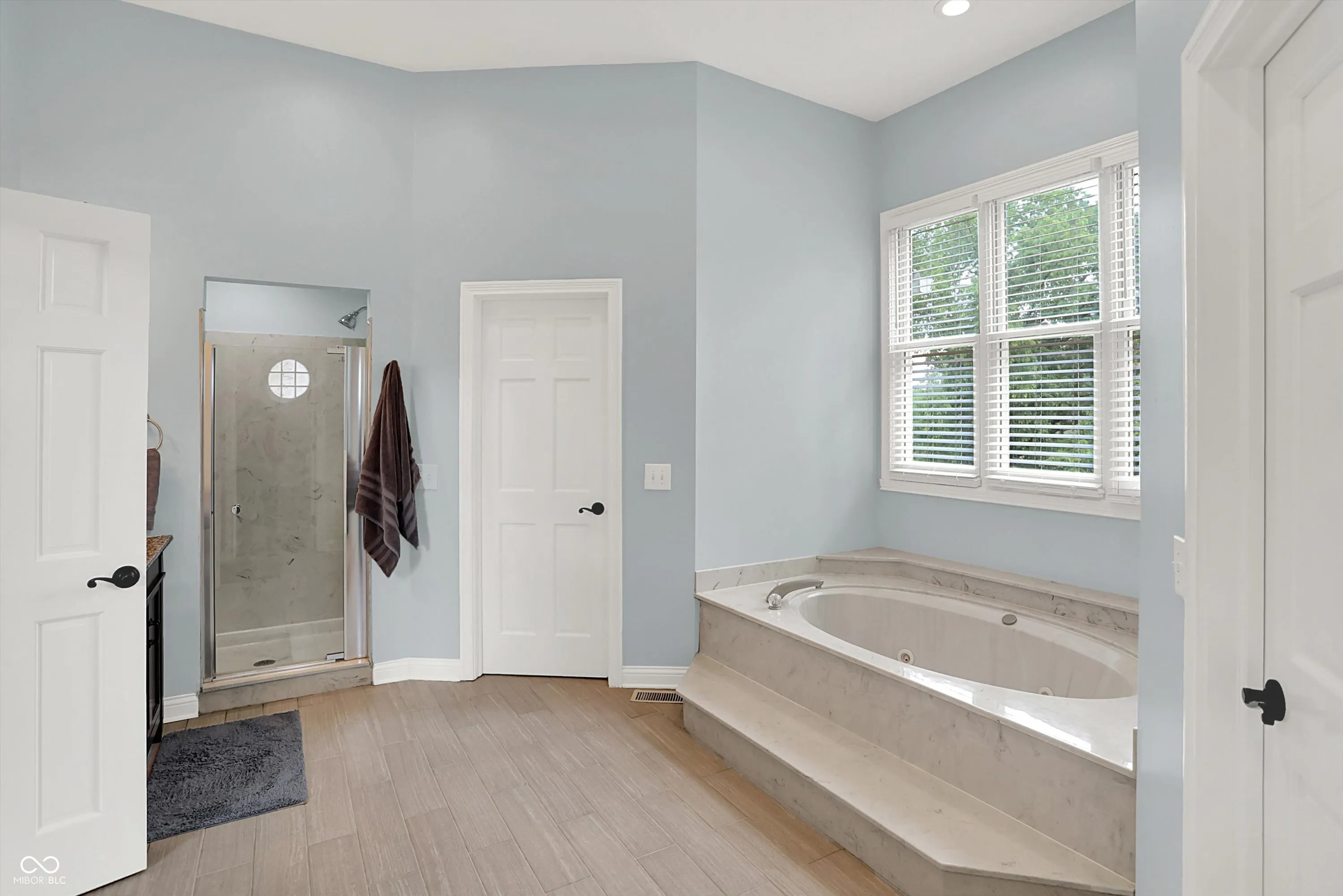 Indianapolis, Indiana 46236, United States, 5 Bedrooms Bedrooms, ,4 BathroomsBathrooms,Residential,Pending,156301