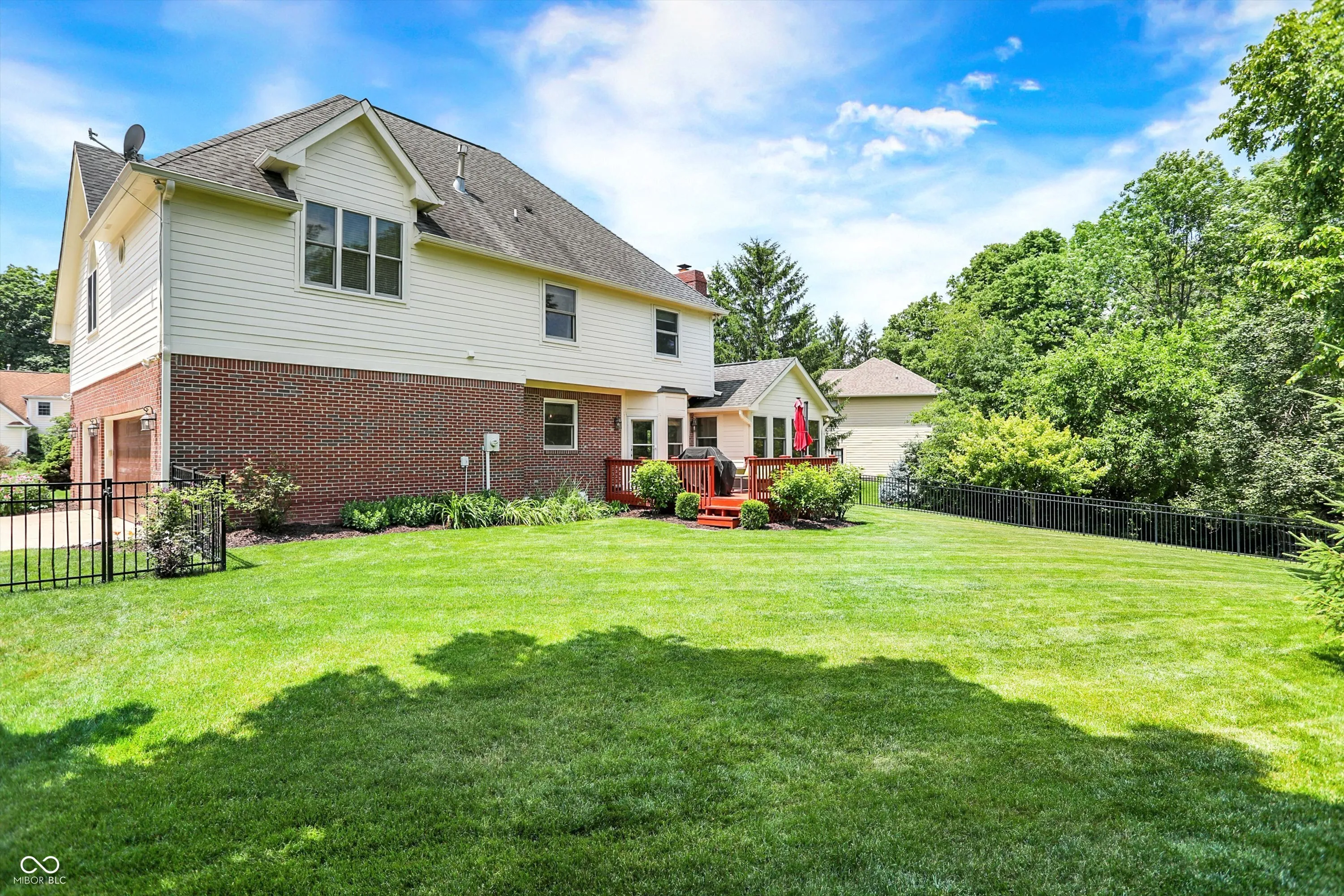 Indianapolis, Indiana 46236, United States, 5 Bedrooms Bedrooms, ,4 BathroomsBathrooms,Residential,Pending,156301