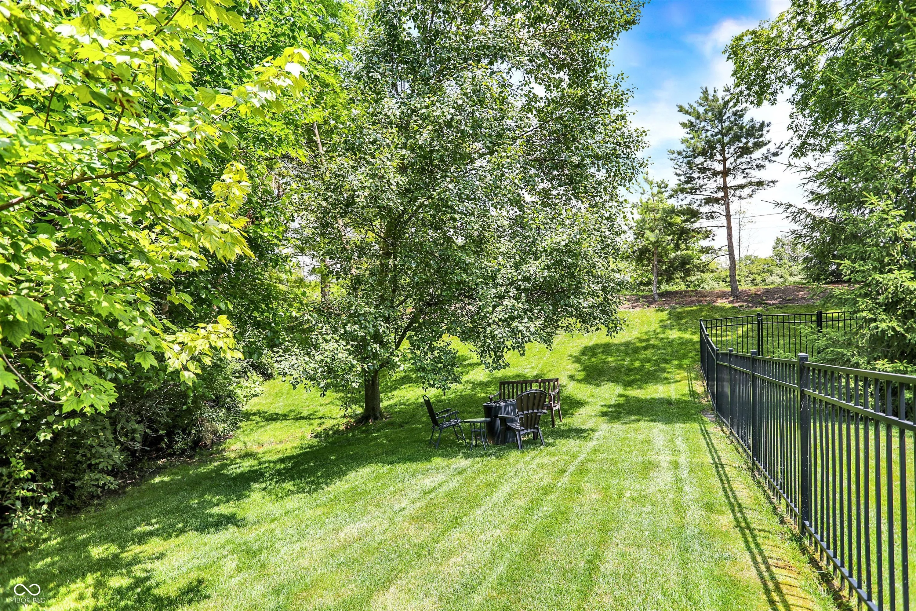 Indianapolis, Indiana 46236, United States, 5 Bedrooms Bedrooms, ,4 BathroomsBathrooms,Residential,Pending,156301