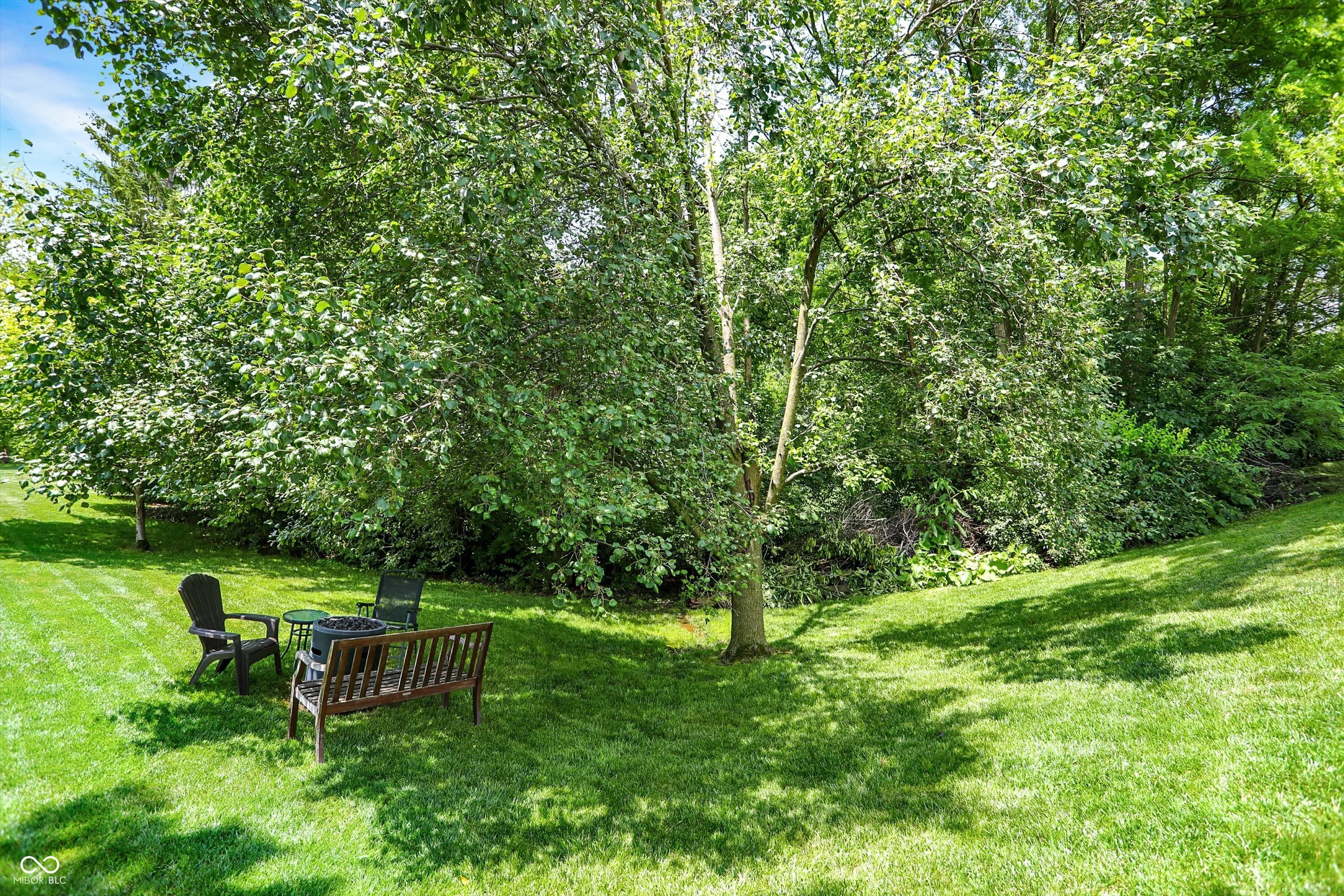 Indianapolis, Indiana 46236, United States, 5 Bedrooms Bedrooms, ,4 BathroomsBathrooms,Residential,Pending,156301