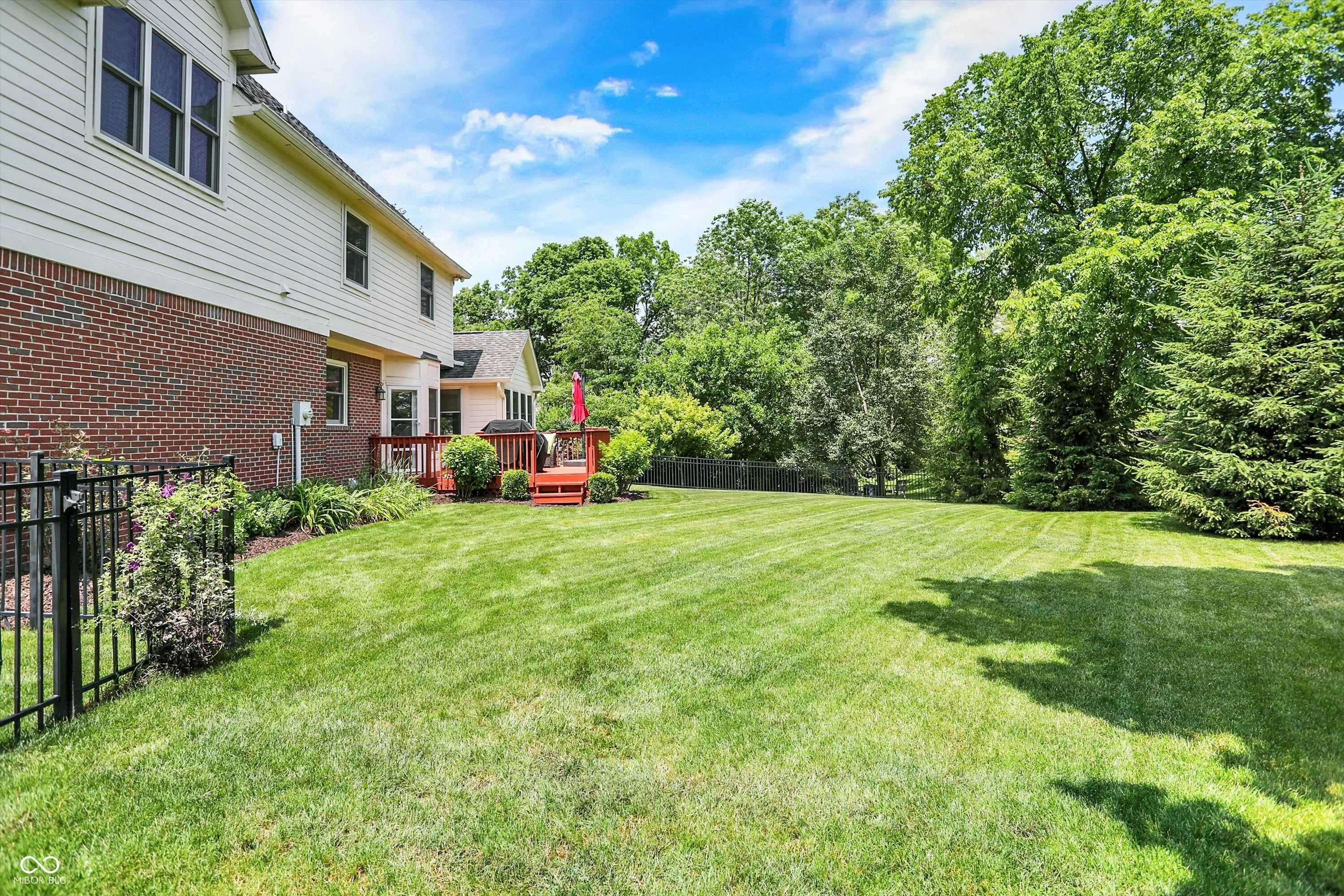 Indianapolis, Indiana 46236, United States, 5 Bedrooms Bedrooms, ,4 BathroomsBathrooms,Residential,Pending,156301