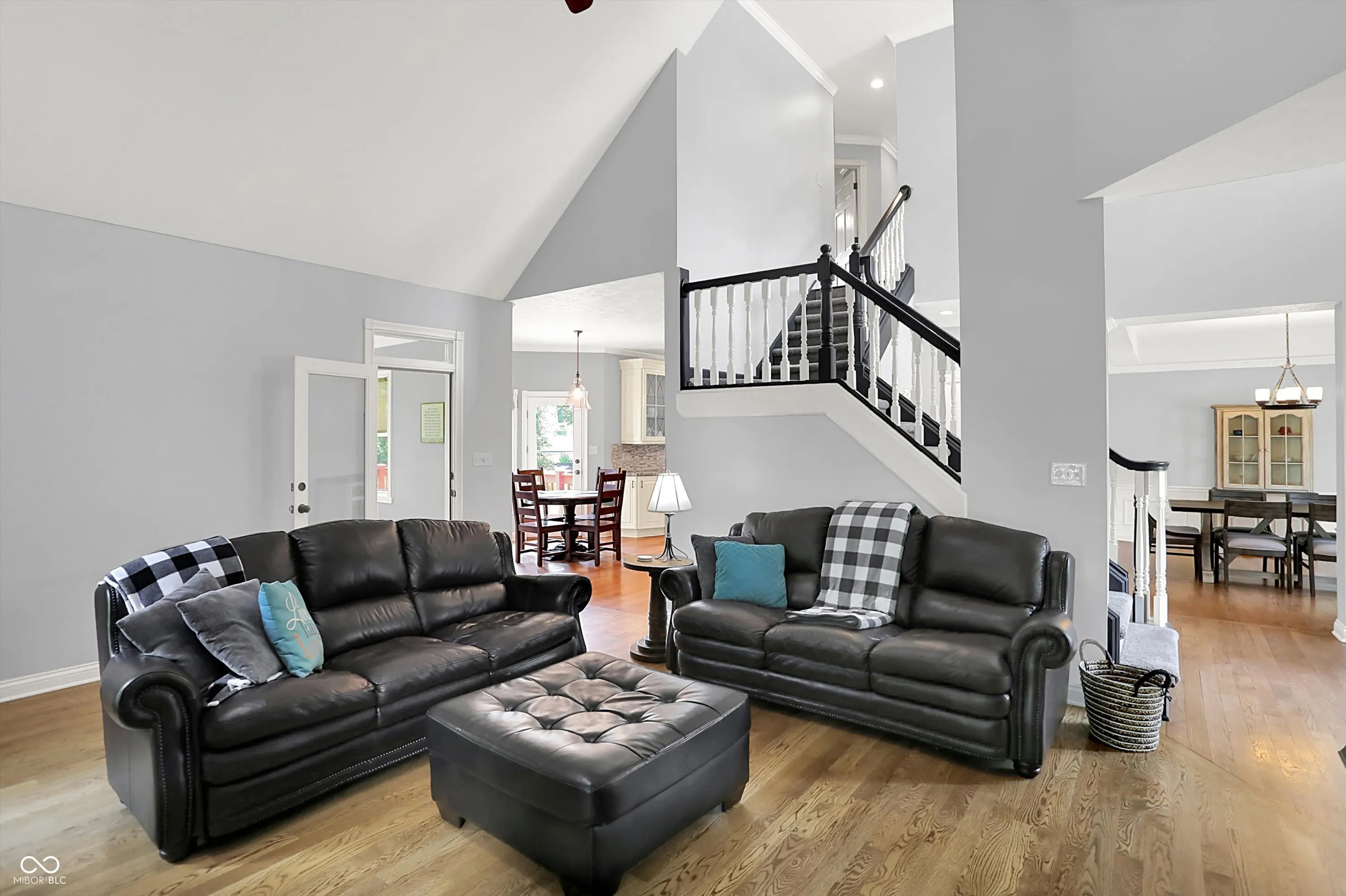 Indianapolis, Indiana 46236, United States, 5 Bedrooms Bedrooms, ,4 BathroomsBathrooms,Residential,Pending,156301