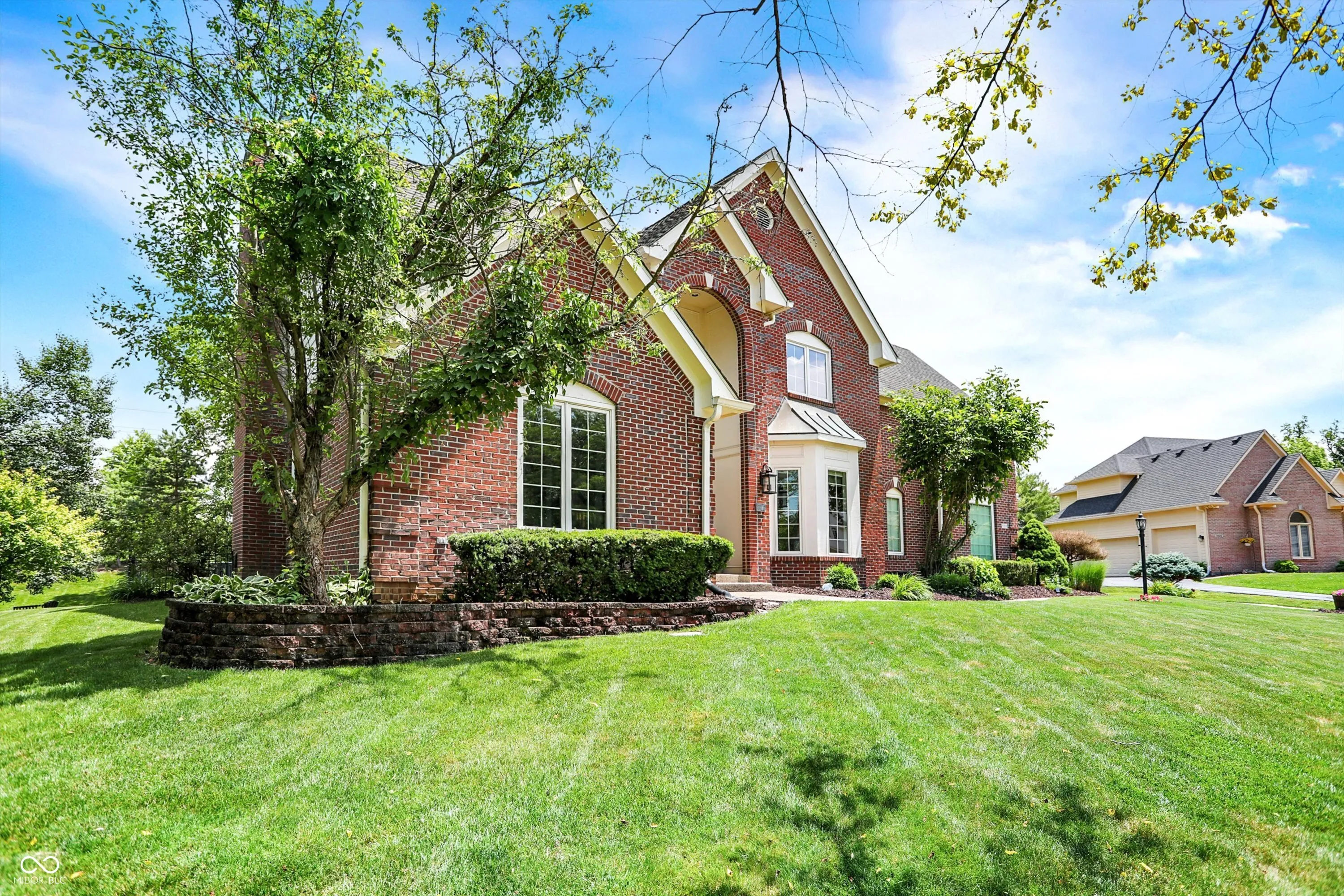 Indianapolis, Indiana 46236, United States, 5 Bedrooms Bedrooms, ,4 BathroomsBathrooms,Residential,Pending,156301