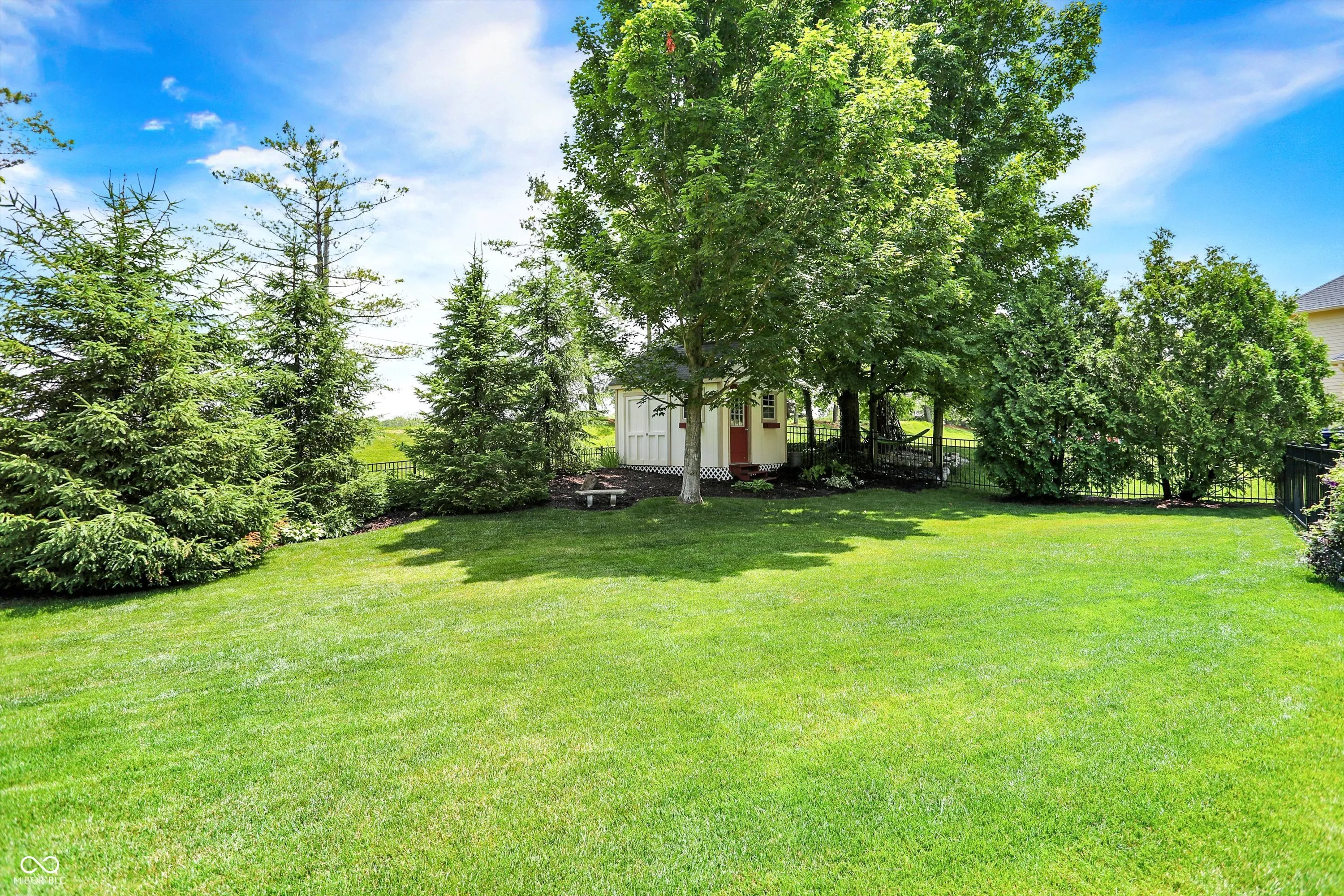 Indianapolis, Indiana 46236, United States, 5 Bedrooms Bedrooms, ,4 BathroomsBathrooms,Residential,Pending,156301