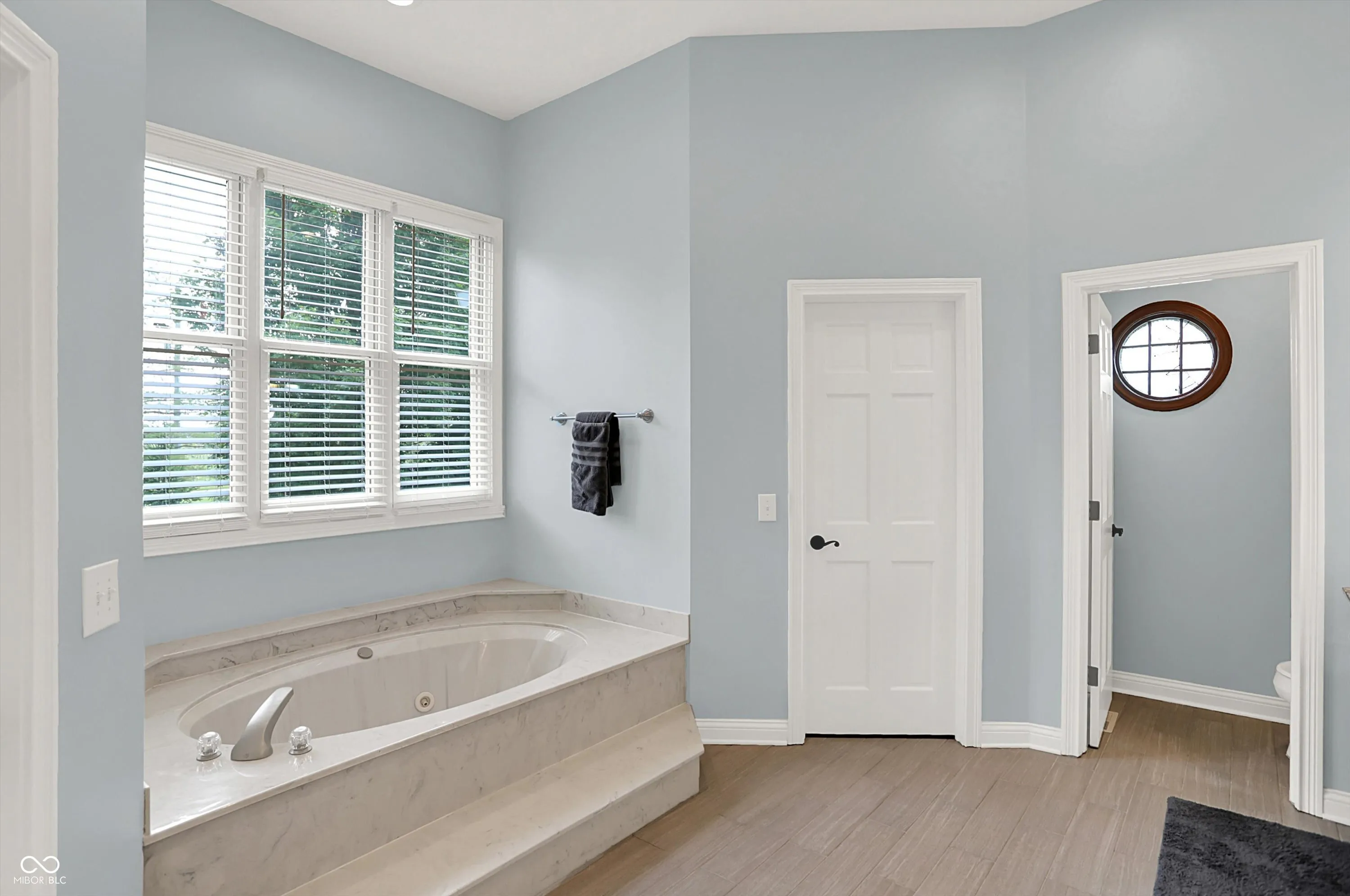 Indianapolis, Indiana 46236, United States, 5 Bedrooms Bedrooms, ,4 BathroomsBathrooms,Residential,Pending,156301