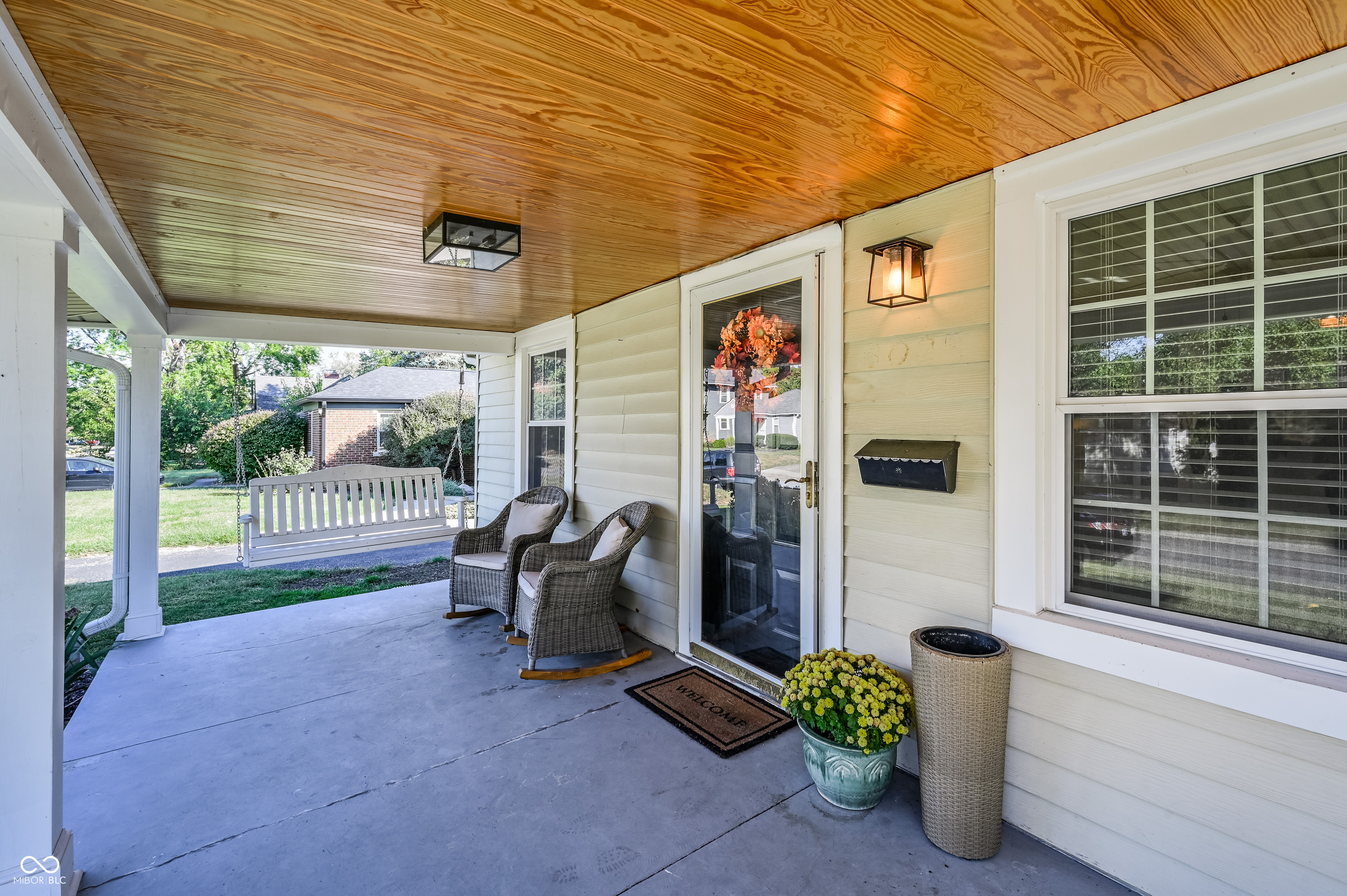 6025 Kingsley Drive