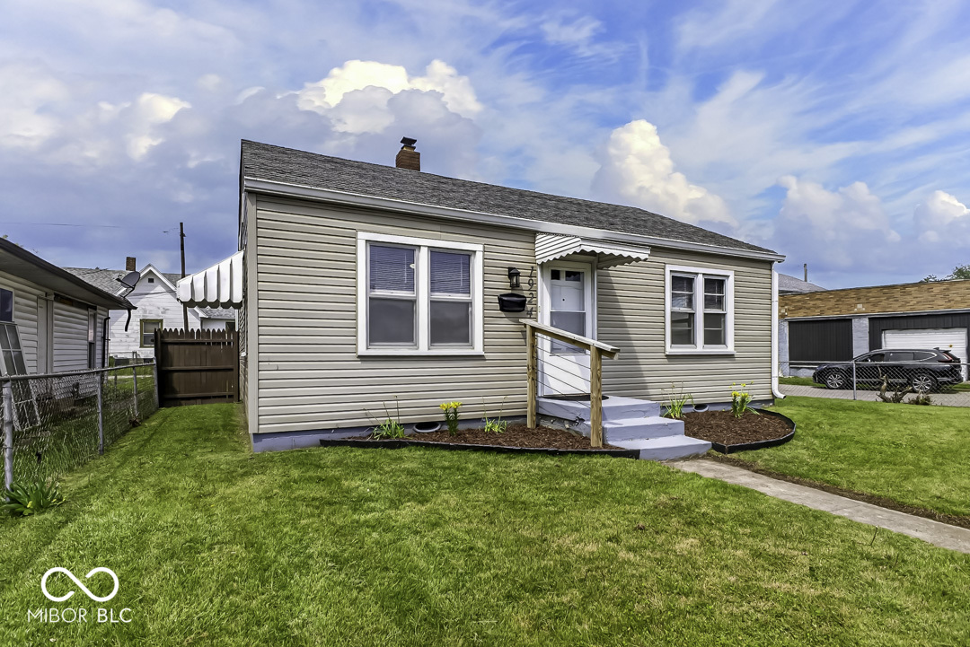 1924 E Minnesota Street