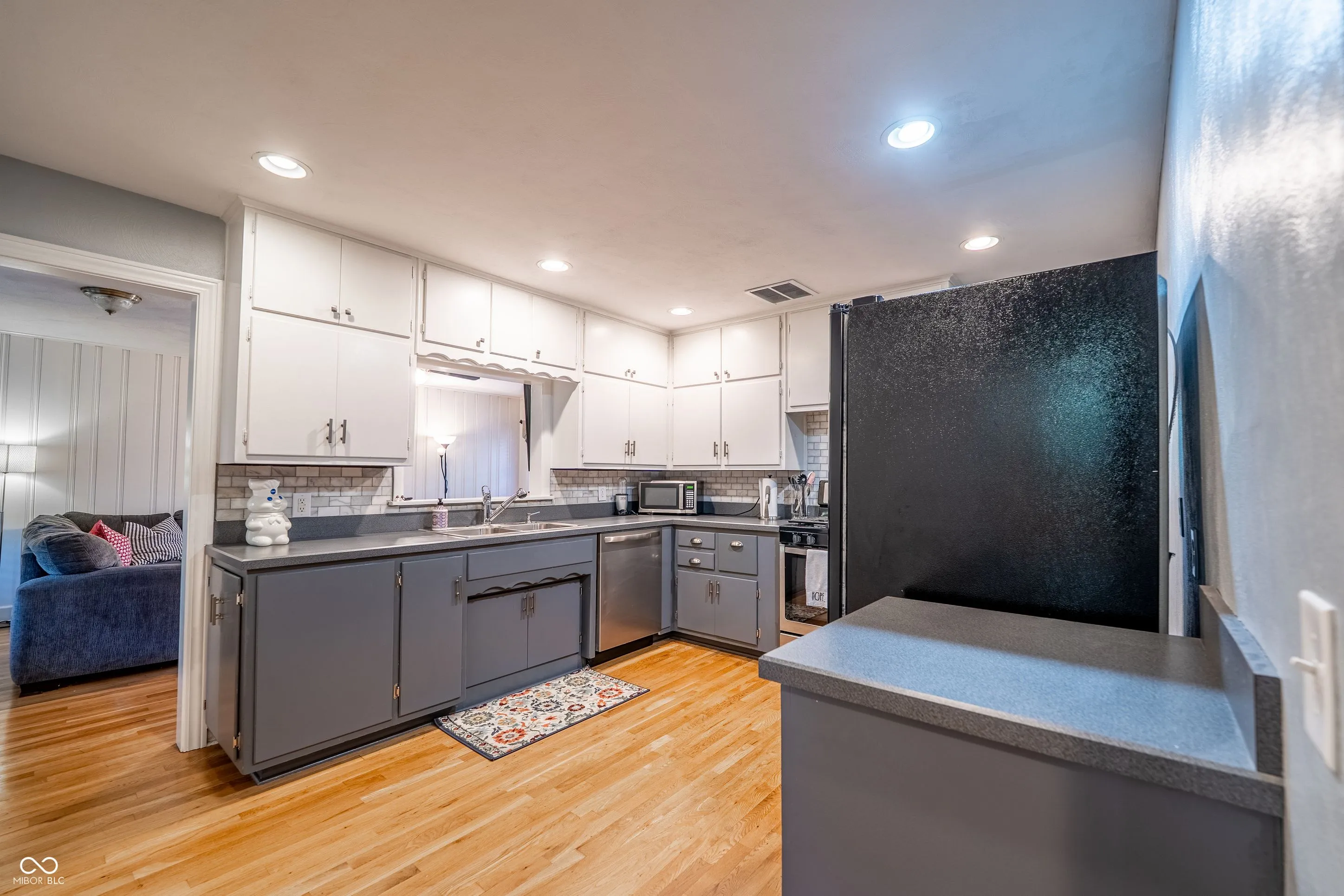 Indianapolis, Indiana 46220, United States, 3 Bedrooms Bedrooms, ,2 BathroomsBathrooms,Residential,Active,229099