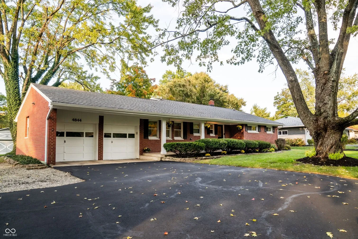 Indianapolis, Indiana 46220, United States, 3 Bedrooms Bedrooms, ,2 BathroomsBathrooms,Residential,Active,229099