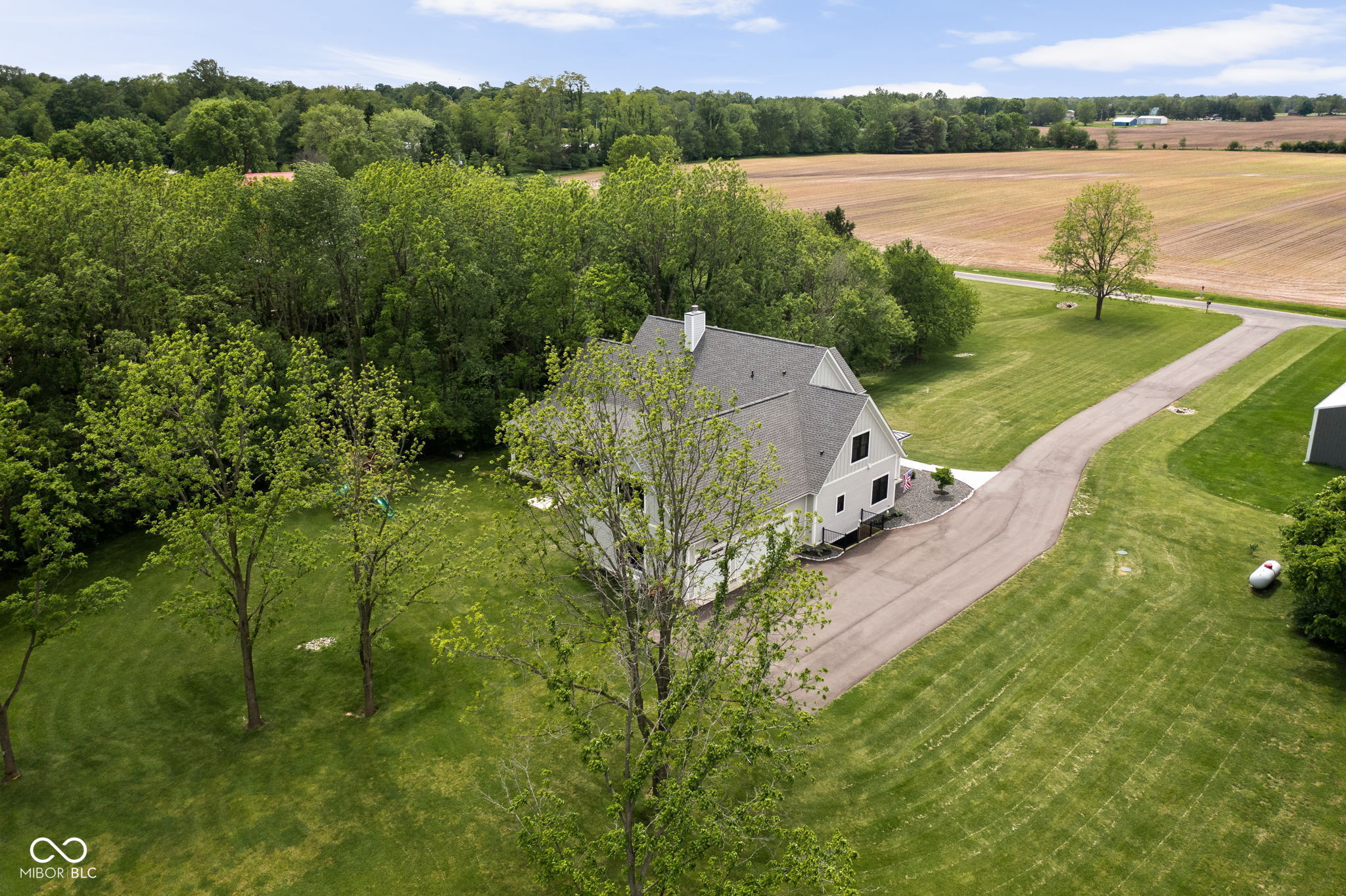 8555 S County Road 375 E