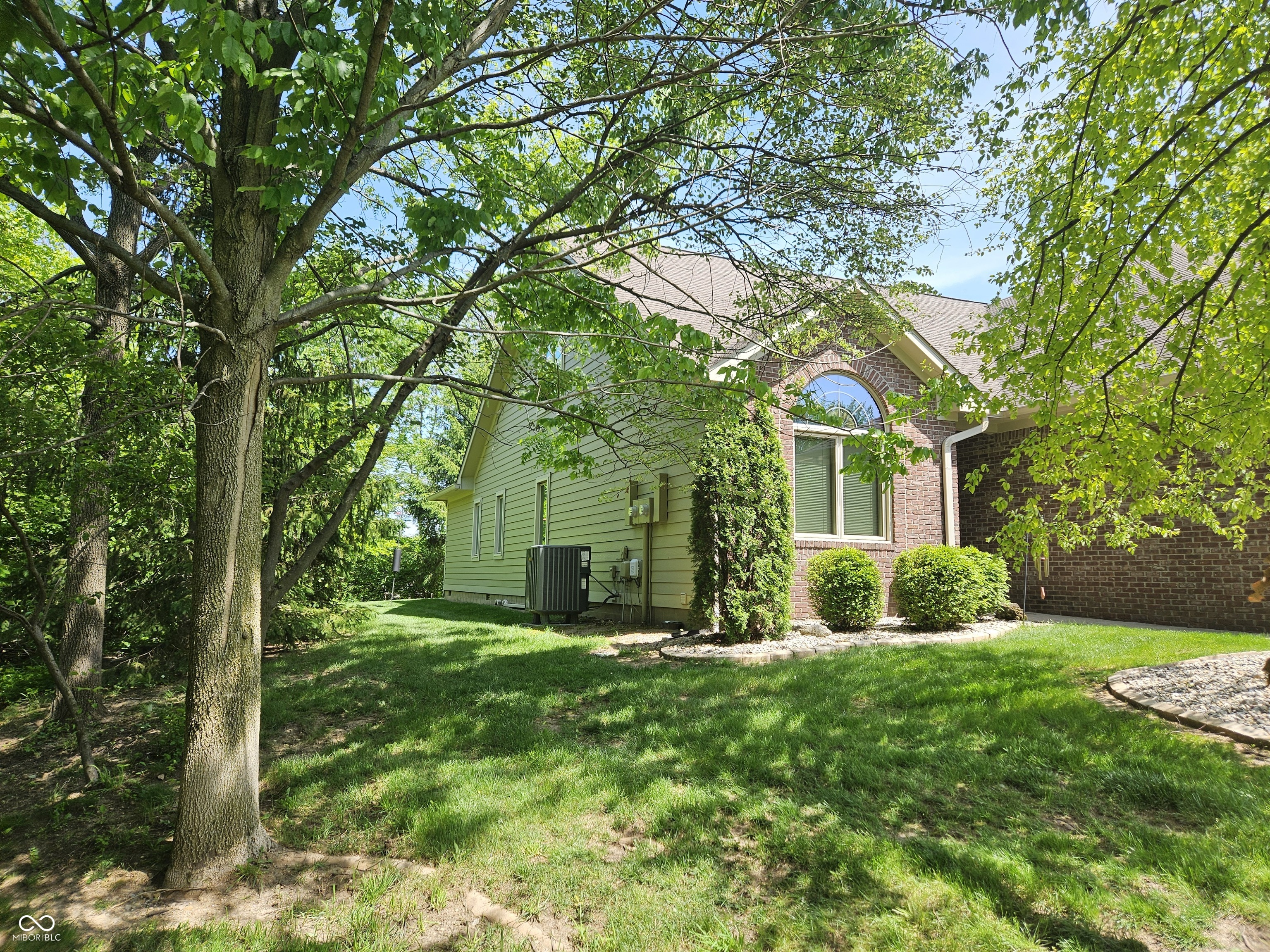 1755 Walnut Trace