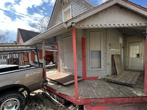 Photo of 434 N Beville Avenue, Indianapolis, IN 46201 (MLS # 22086053)