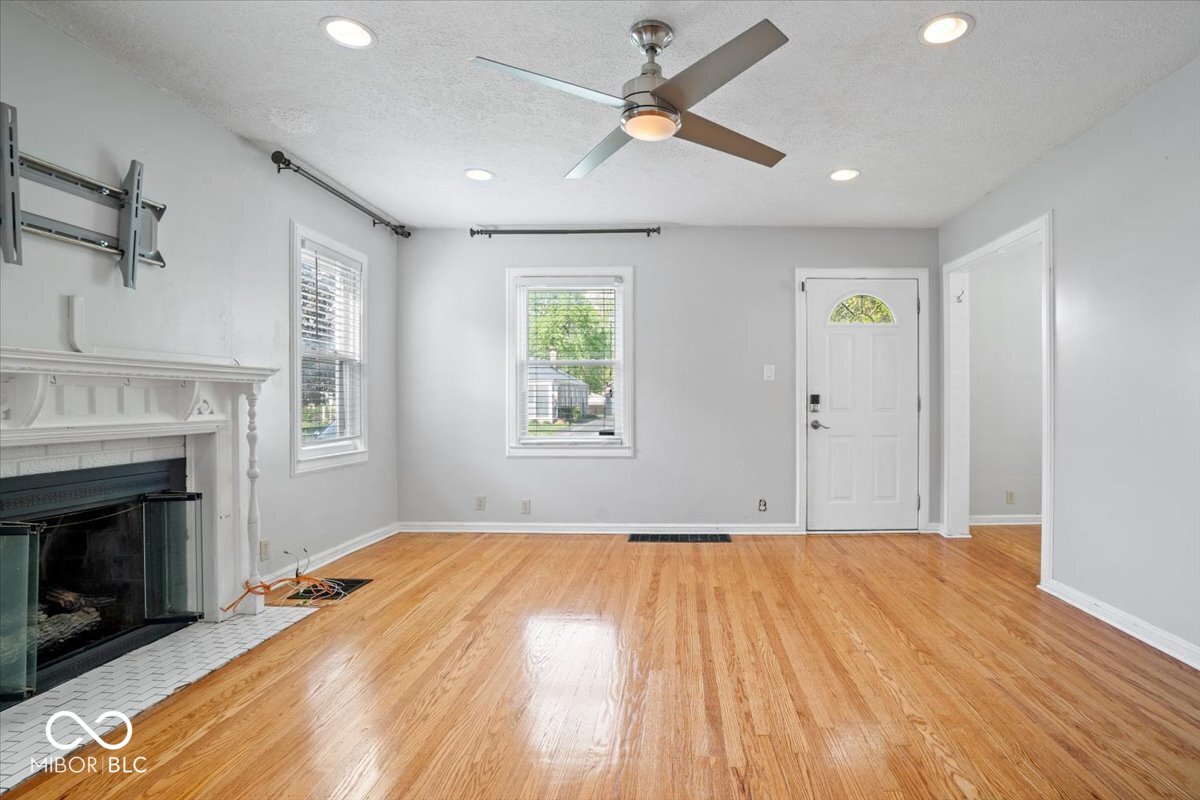 35 N Elizabeth Street