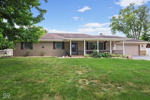 885 BROADWAY NORTH DR, PLAINFIELD, IN 46168 - Image 5b68fca1de18223584d4ff202bca80b0/1486730556