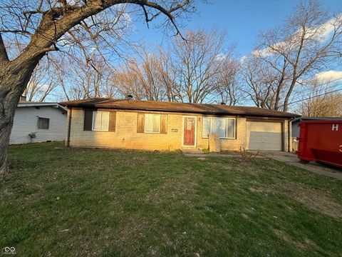 Photo of 3903 Marseille Road, Indianapolis, IN 46226 (MLS # 22097431)