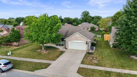 Photo of 377 Savannah Drive, Greenwood, IN 46142 (MLS # 22117243)