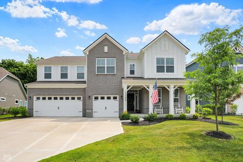 Photo of 5349 Landing Place Lane, Noblesville, IN 46062 (MLS # 22077097)