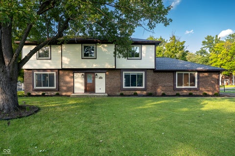 Photo of 7222 Brompton Court, Indianapolis, IN 46250 (MLS # 22122688)