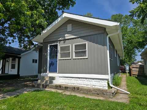 Photo of 2035 S Pennsylvania Street, Indianapolis, IN 46225 (MLS # 22090282)