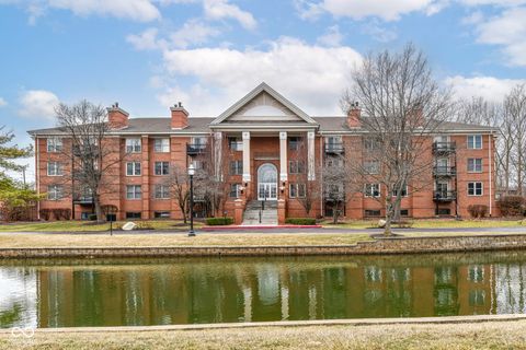 Photo of 8690 Jaffa Court West Drive #35, Indianapolis, IN 46260 (MLS # 22085113)