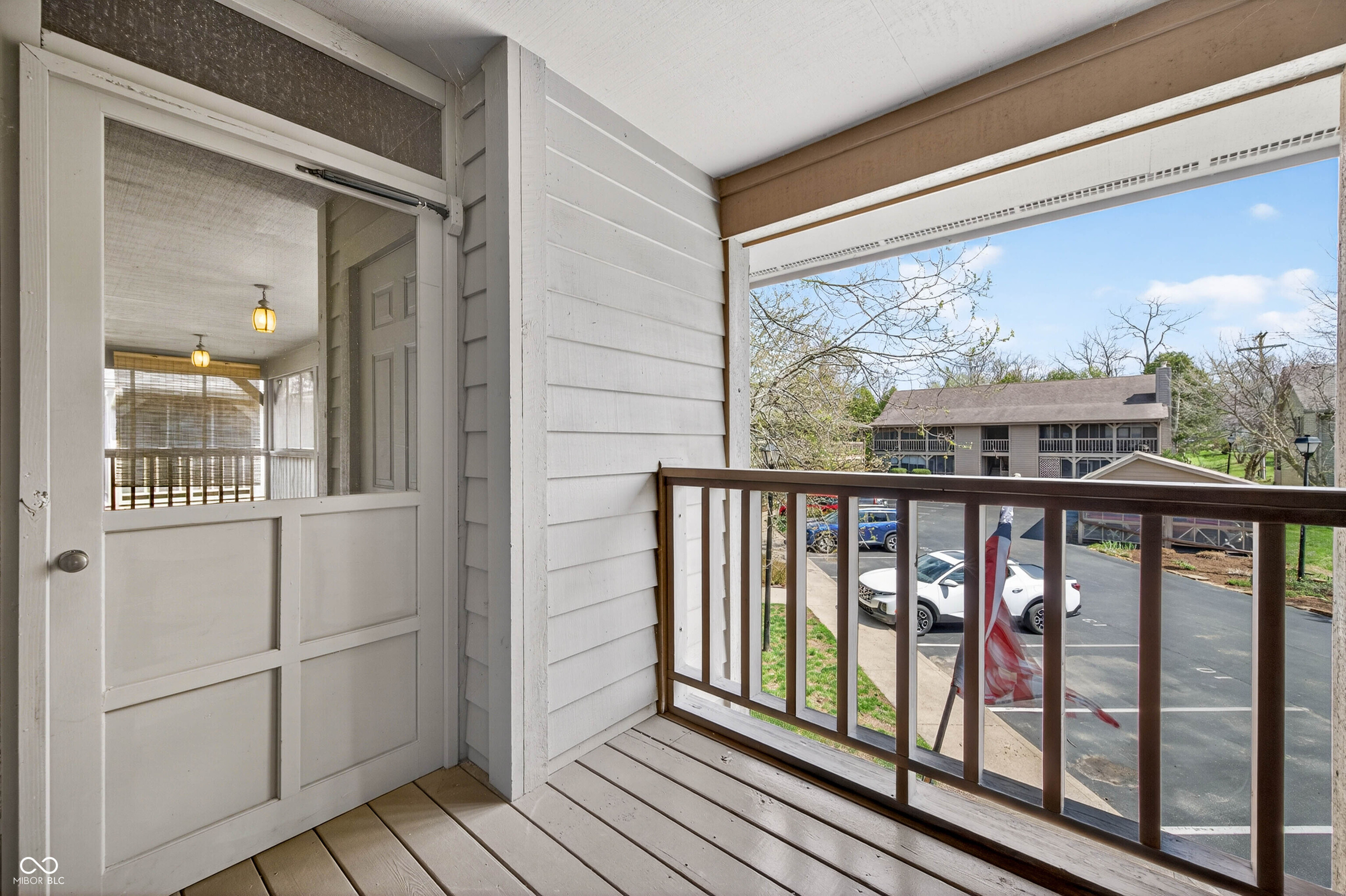 280 W Main Street 12