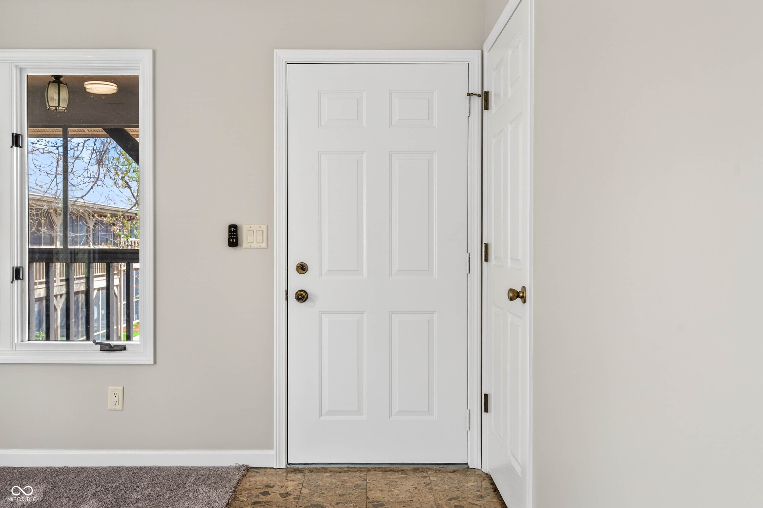 280 W Main Street 12