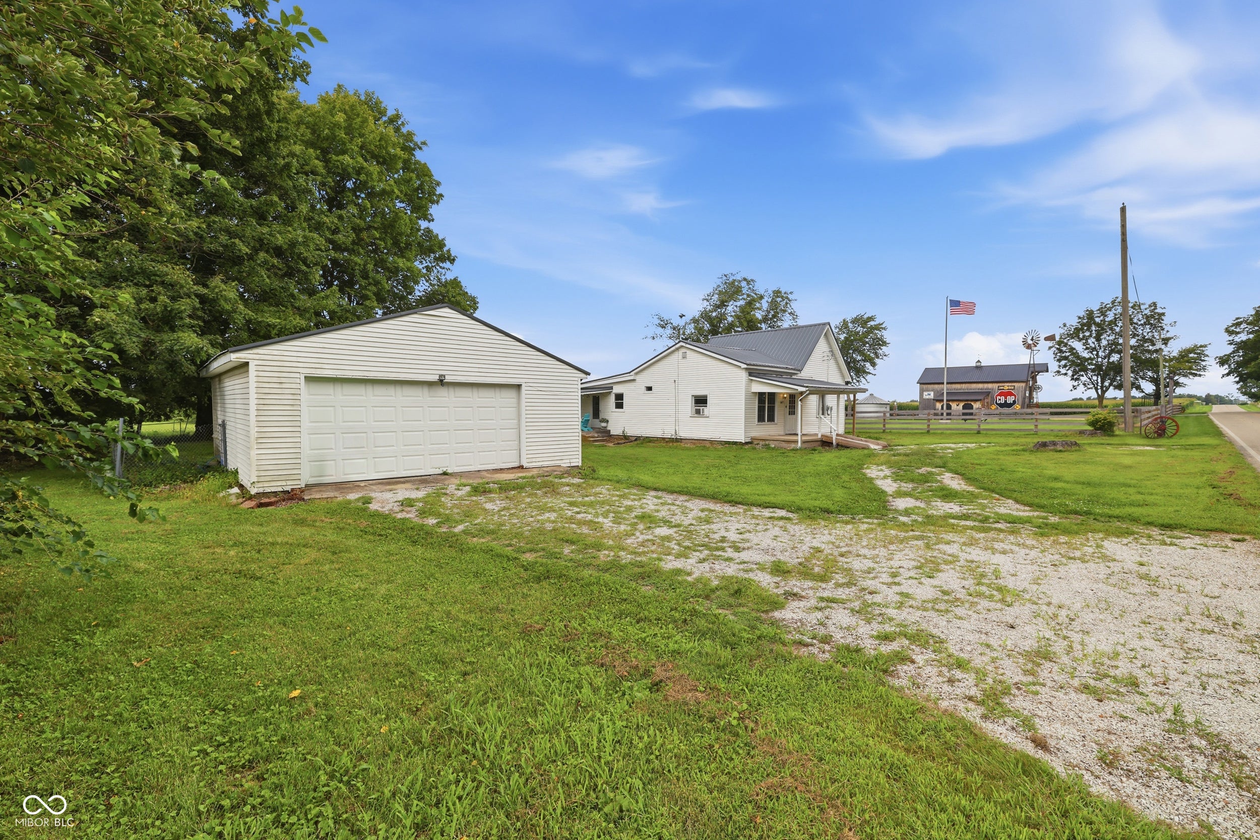 6673 N Old State Road 55