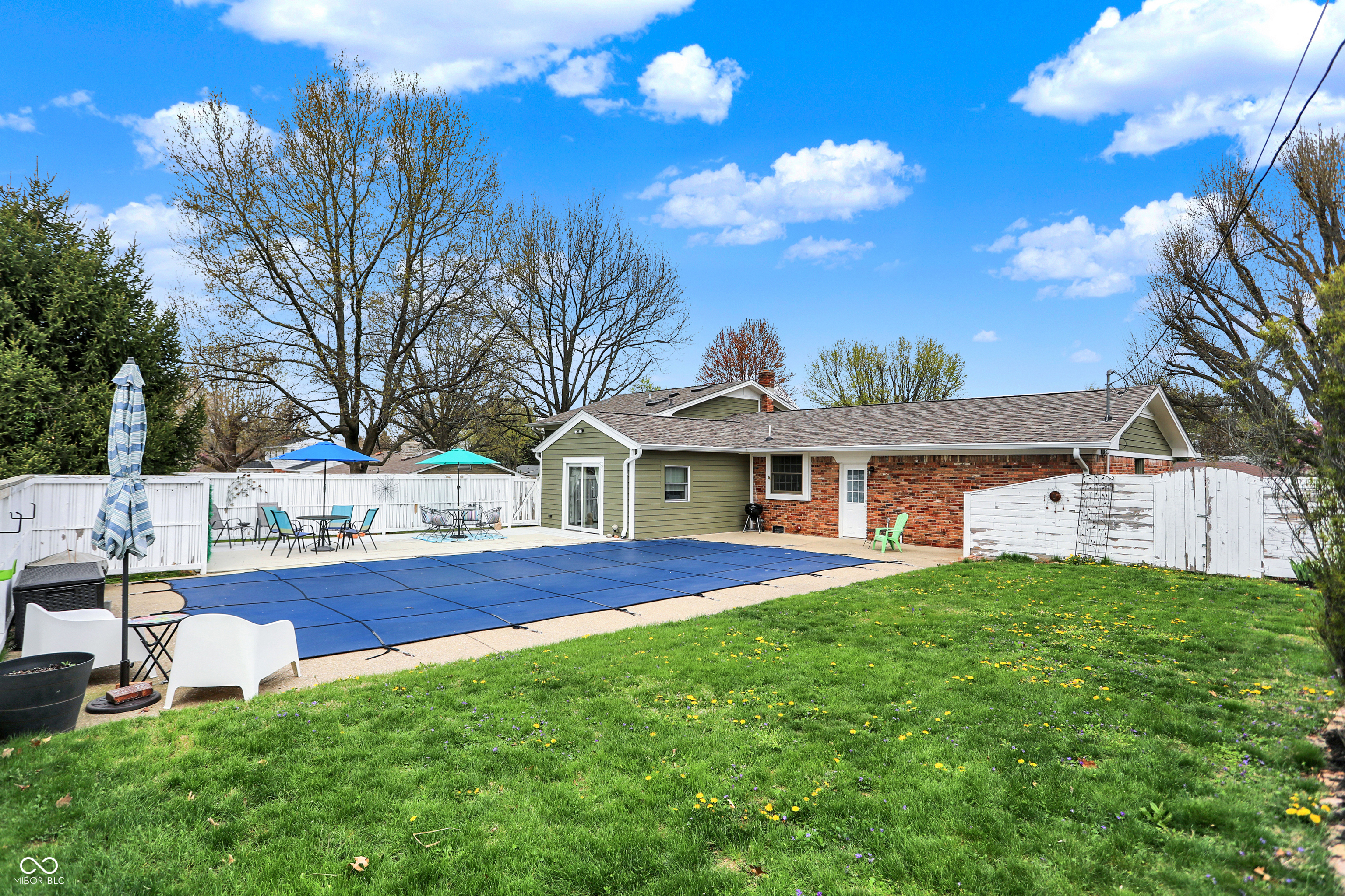 2001 Winchester Drive
