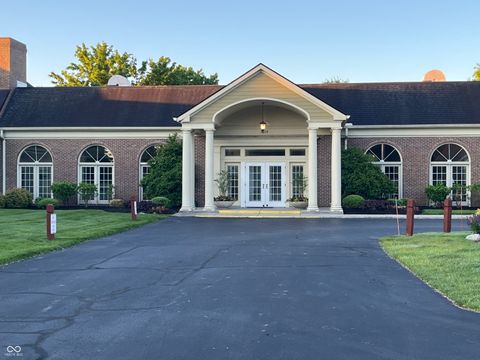 7601 Newport Bay Drive 203 Indianapolis IN 46240