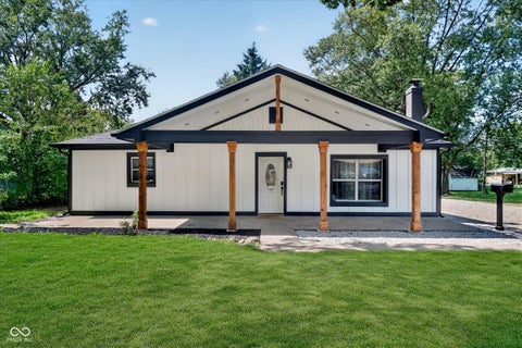 Photo of 4542 N Richardt Avenue N, Indianapolis, IN 46226 (MLS # 22123817)