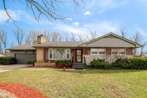 Photo of 6321 Saint James Drive, Indianapolis, IN 46217 (MLS # 22090964)
