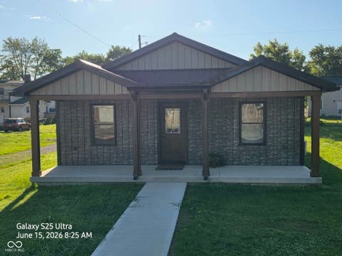 Photo of 528 N Meridian Street, Winchester, IN 47394 (MLS # 22118565)