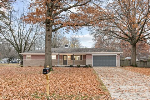 Photo of 2715 Westleigh Drive, Indianapolis, IN 46268 (MLS # 22073648)
