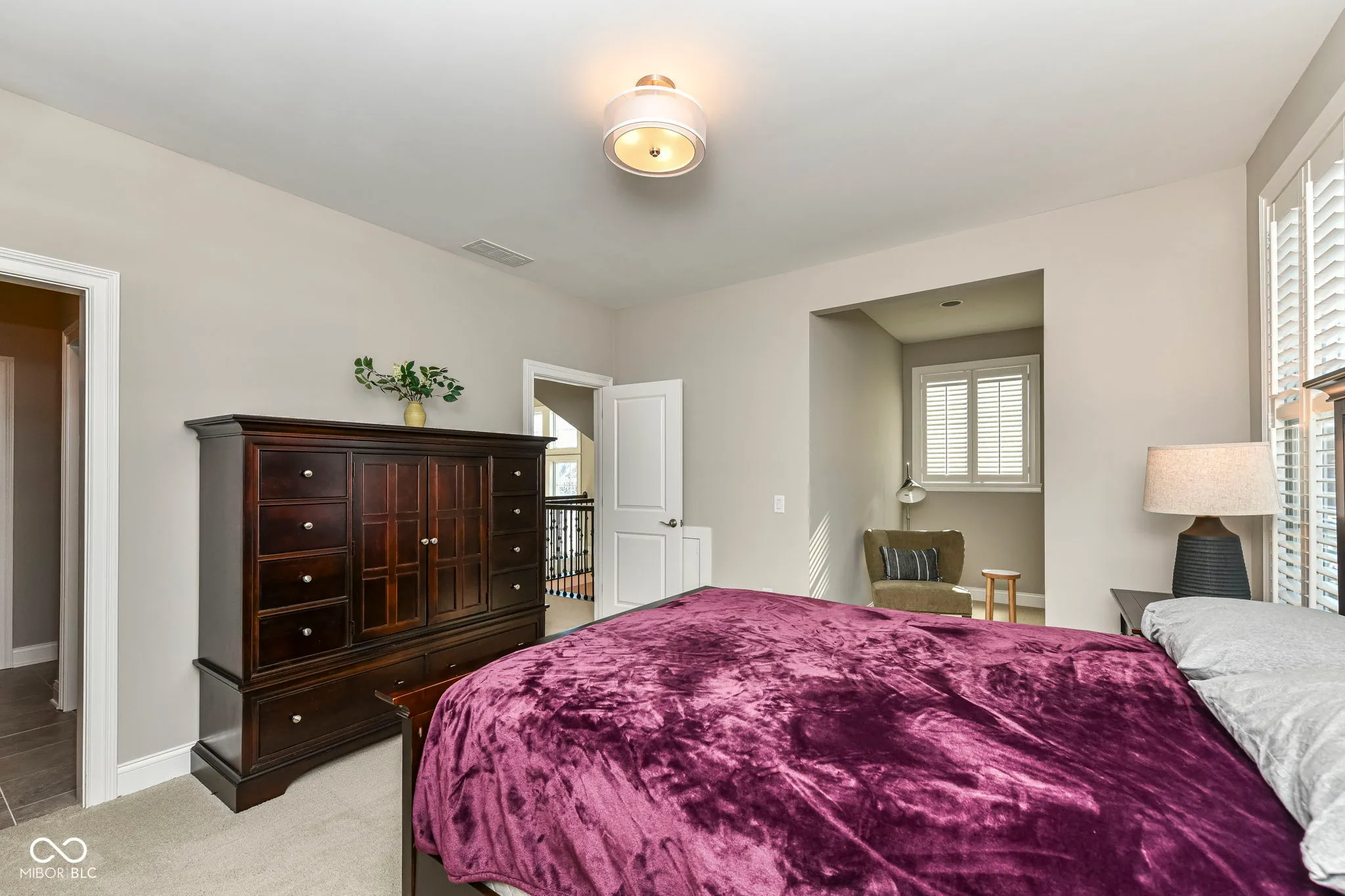 Carmel, Indiana 46032, United States, 4 Bedrooms Bedrooms, ,4 BathroomsBathrooms,Residential,Pending,19025