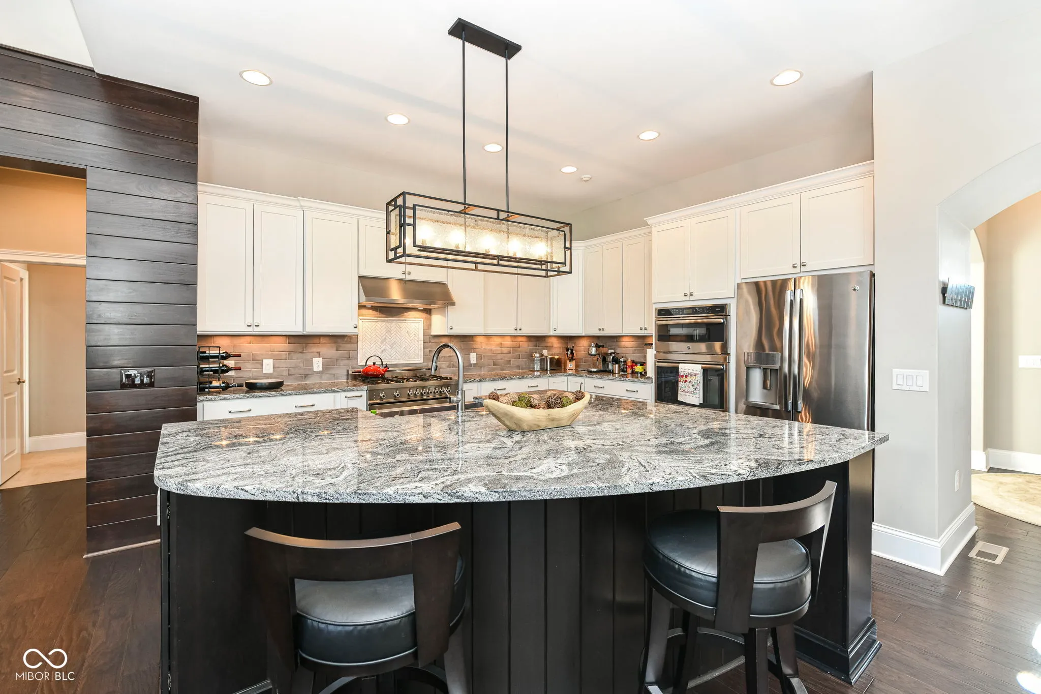 Carmel, Indiana 46032, United States, 4 Bedrooms Bedrooms, ,4 BathroomsBathrooms,Residential,Pending,19025