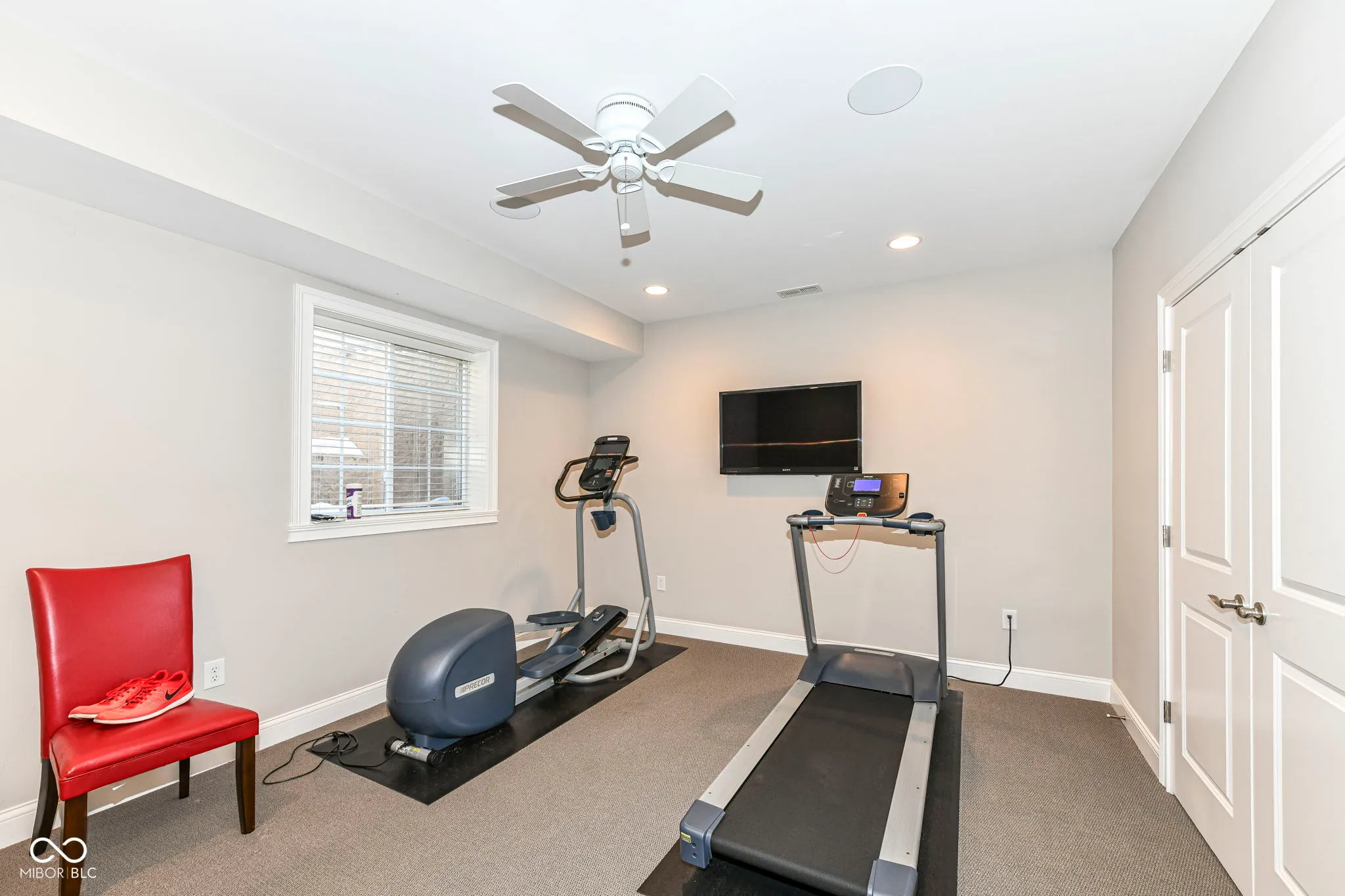 Carmel, Indiana 46032, United States, 4 Bedrooms Bedrooms, ,4 BathroomsBathrooms,Residential,Pending,19025