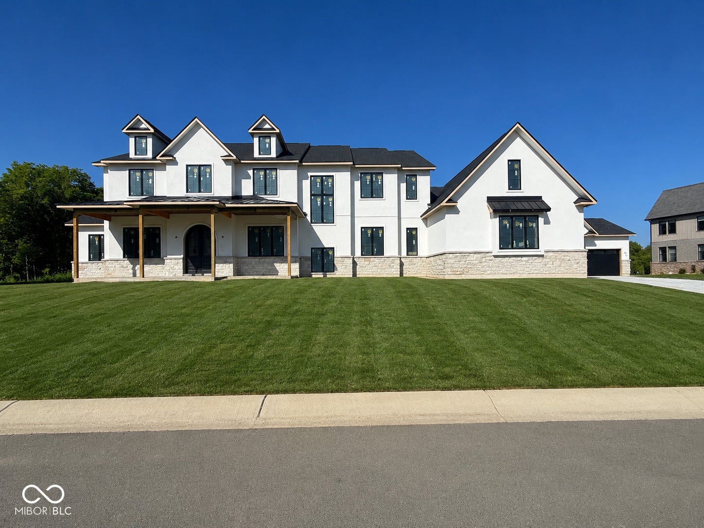 1525 Chatham Ridge Court